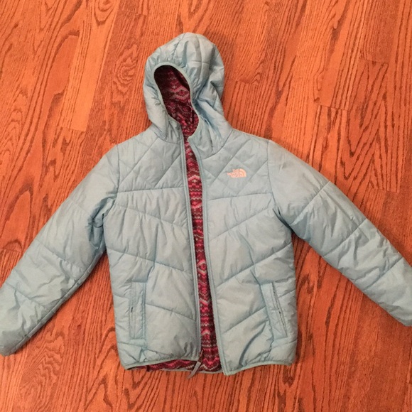 This is a nice blue reversal fall/winter jacket. - Picture 1 of 2